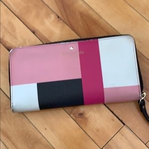 Kate spade accordion wallet